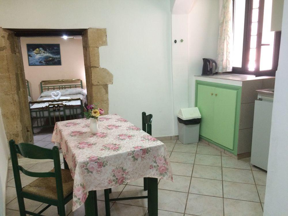 חאניה Anastasia Apartments מראה חיצוני תמונה